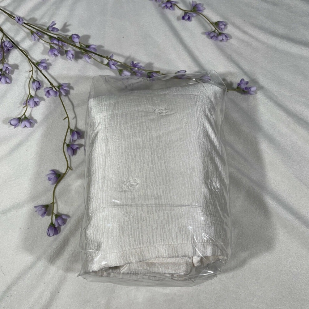 NEW [ 1‎ King ] Quilted Pillow Sham for Hudson Park Nouveau White